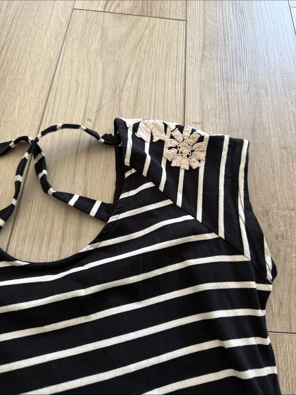 Synergy Black & White Striped Fit-and-Flare Dress Shoulder Embellishments Large - Picture 3 of 6